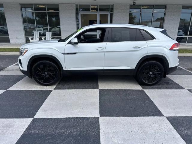 2026 Volkswagen Atlas Cross Sport SE with Technology for sale in Wilmington, NC