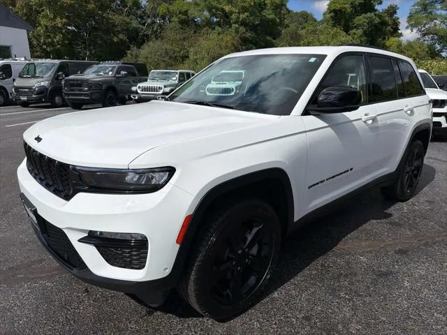 2023 Jeep Grand Cherokee Limited 4x4 for sale in Falmouth, MA
