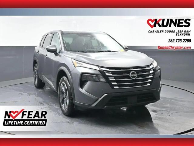 2024 Nissan Rogue SV FWD for sale in Elkhorn, WI
