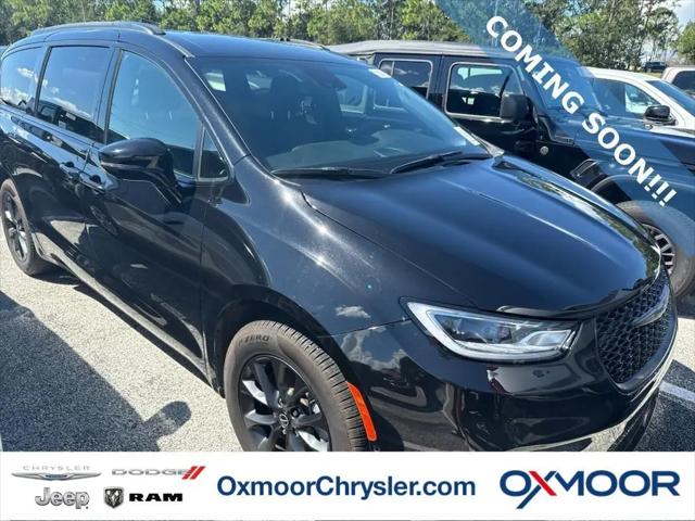 2025 Chrysler Pacifica Select for sale in Louisville, KY