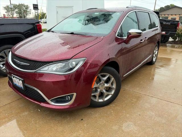 2017 Chrysler Pacifica Limited for sale in Morton, IL