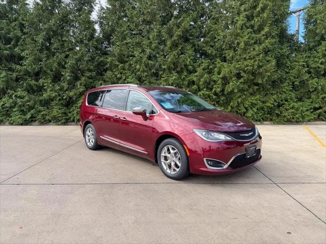 2017 Chrysler Pacifica Limited for sale in Morton, IL