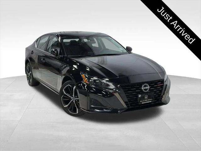 2023 Nissan Altima SR Intelligent AWD for sale in Des Moines, IA