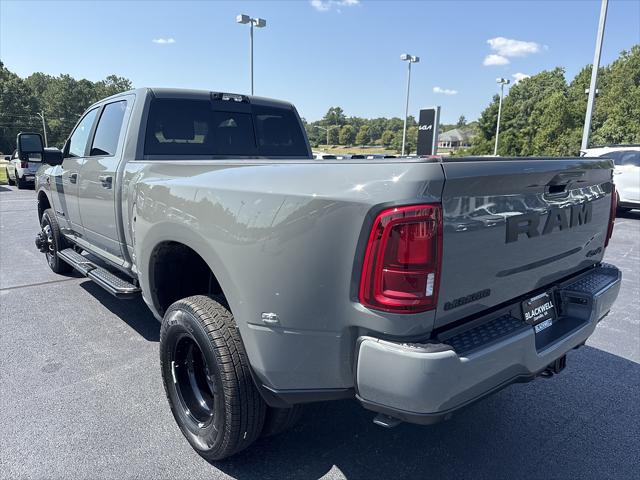 2027 RAM Ram 3500 RAM 3500 LARAMIE CREW CAB 4X4 8 BOX 2027 RAM Ram 3500 RAM 3500 LARAMIE CREW CAB 4X4 8 BOX