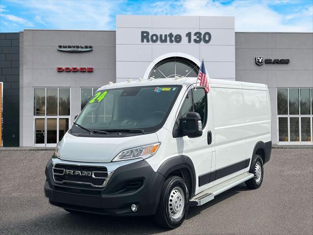2025 RAM ProMaster 2500 Cargo Van Tradesman Low Roof 136 WB w/Pass Seat 2025 RAM ProMaster 2500 Cargo Van Tradesman Low Roof 136 WB w/Pass Seat