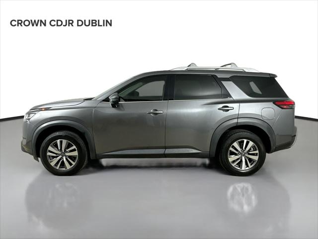 2023 Nissan Pathfinder SL 4WD