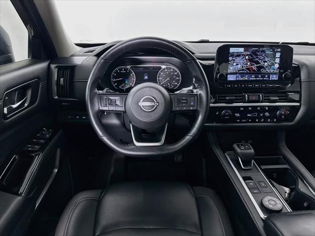 2023 Nissan Pathfinder SL 4WD