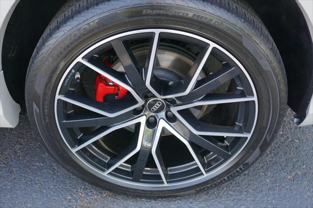 2022 Audi Q8 Premium Plus 55 TFSI quattro Tiptronic