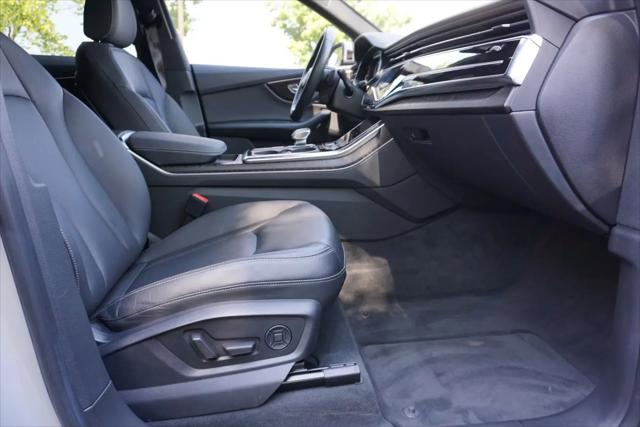 2022 Audi Q8 Premium Plus 55 TFSI quattro Tiptronic