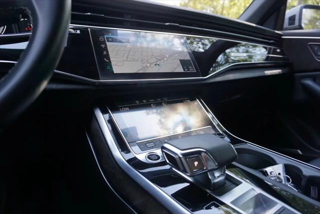 2022 Audi Q8 Premium Plus 55 TFSI quattro Tiptronic