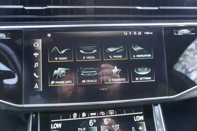 2022 Audi Q8 Premium Plus 55 TFSI quattro Tiptronic
