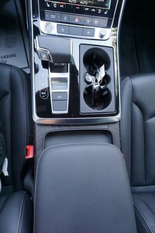 2022 Audi Q8 Premium Plus 55 TFSI quattro Tiptronic