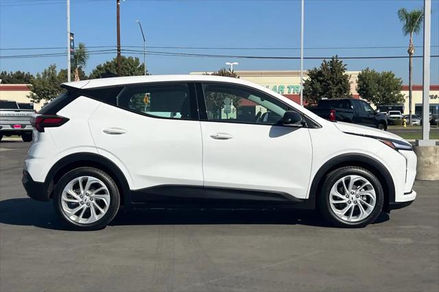 2027 Chevrolet Bolt LT FWD