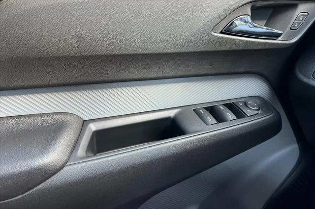 2027 Chevrolet Bolt LT FWD