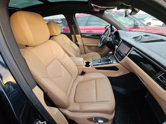2019 Porsche Macan Macan
