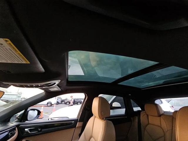 2019 Porsche Macan Macan