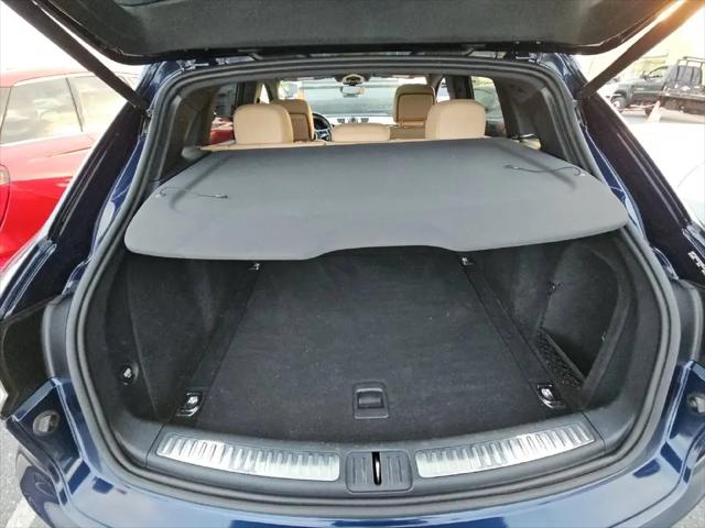 2019 Porsche Macan Macan