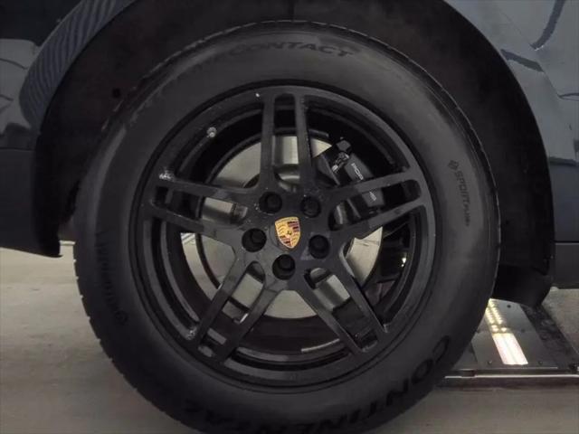 2019 Porsche Macan Macan