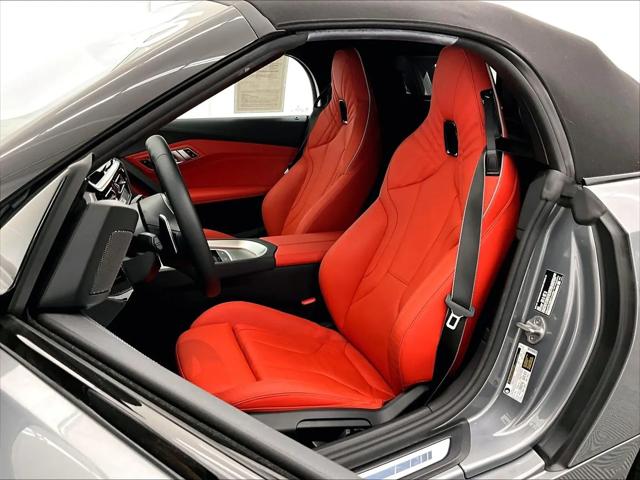 2025 BMW Z4 M40i
