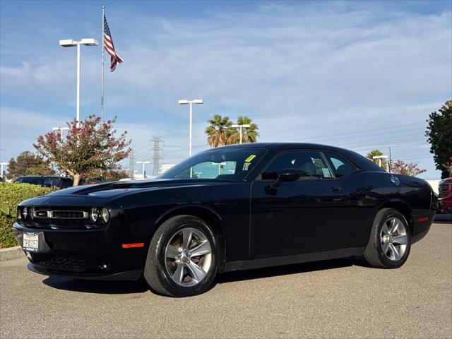 2015 Dodge Challenger SXT