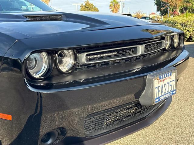 2015 Dodge Challenger SXT