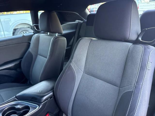 2015 Dodge Challenger SXT