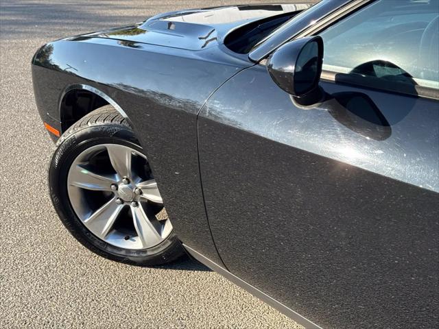 2015 Dodge Challenger SXT