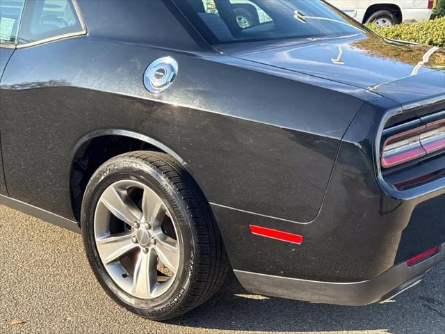 2015 Dodge Challenger SXT