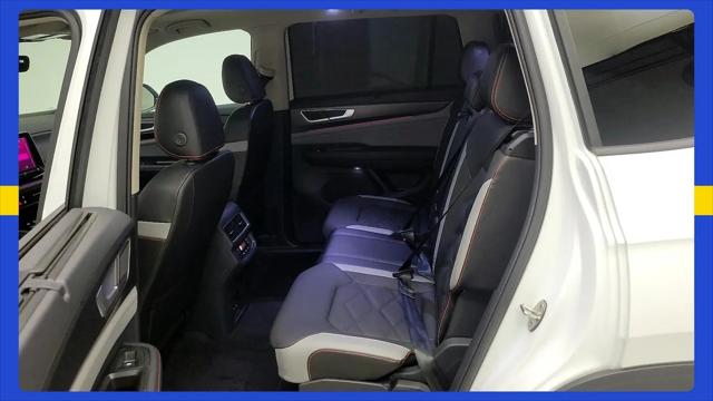 2024 Volkswagen Atlas 2.0T Peak Edition SE w/Technology