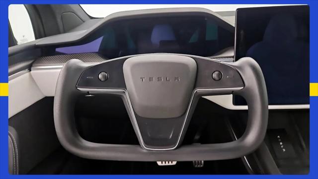 2023 Tesla Model X Plaid Tri Motor All-Wheel Drive