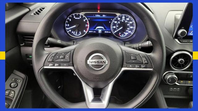 2023 Nissan Sentra SV Xtronic CVT