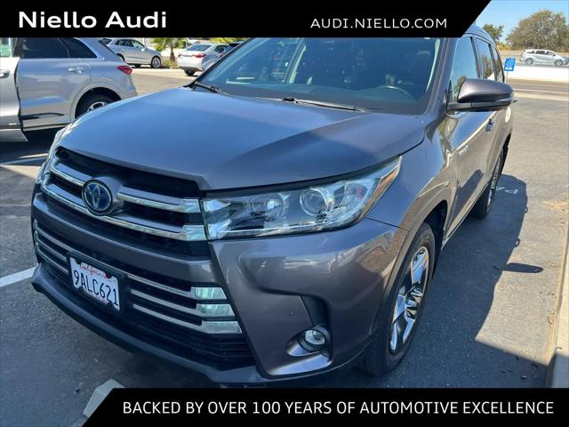 2019 Toyota Highlander Hybrid Limited Platinum for sale in Sacramento, CA