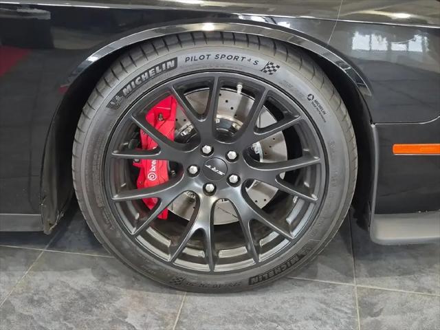 2015 Dodge Challenger SRT Hellcat