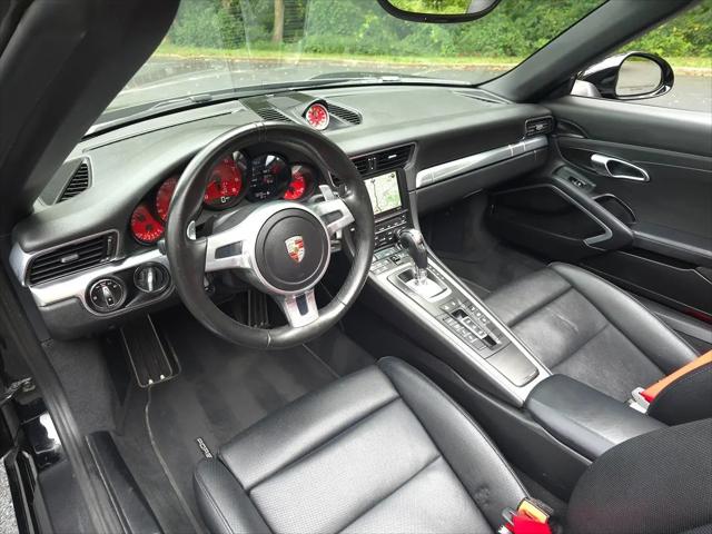 2015 Porsche 911 Carrera 4S