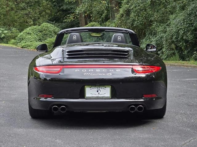 2015 Porsche 911 Carrera 4S