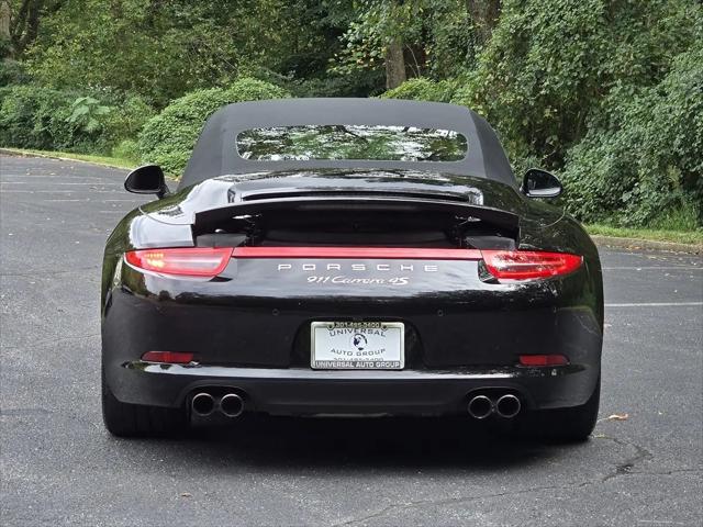 2015 Porsche 911 Carrera 4S