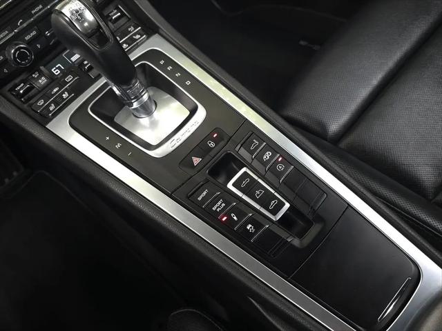 2015 Porsche 911 Carrera 4S