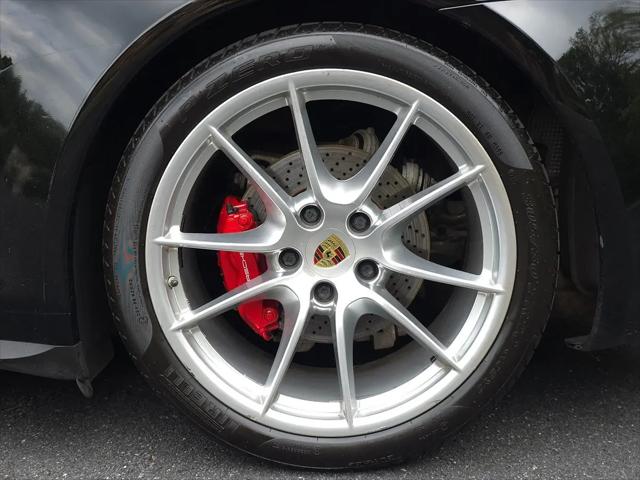 2015 Porsche 911 Carrera 4S