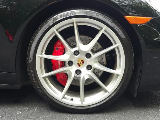 2015 Porsche 911 Carrera 4S