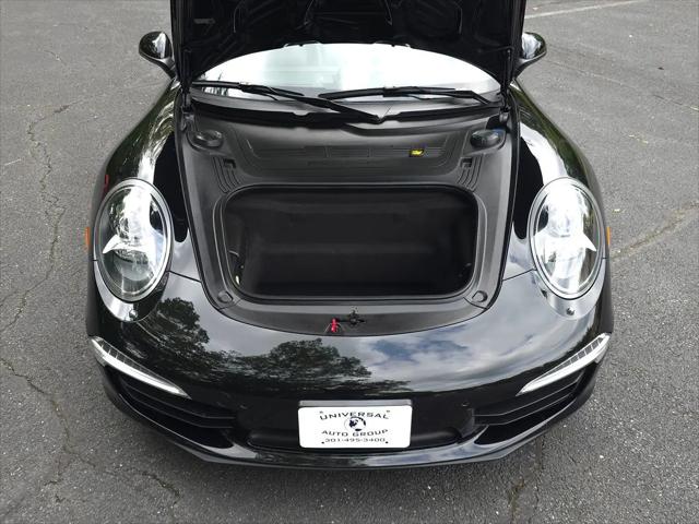 2015 Porsche 911 Carrera 4S