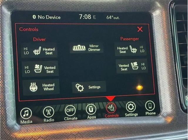 2017 Dodge Challenger SXT Plus