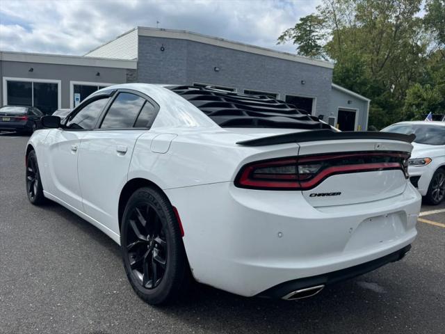 2021 Dodge Charger SXT RWD