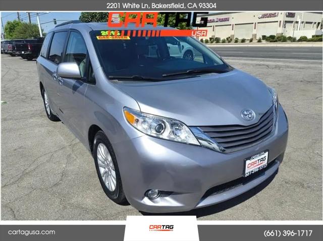 2015 Toyota Sienna XLE 8 Passenger for sale in Bakersfield, CA