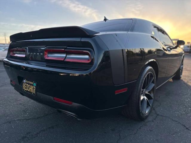 2017 Dodge Challenger 392 Hemi Scat Pack Shaker