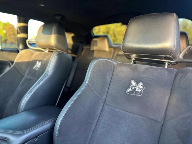 2017 Dodge Challenger 392 Hemi Scat Pack Shaker