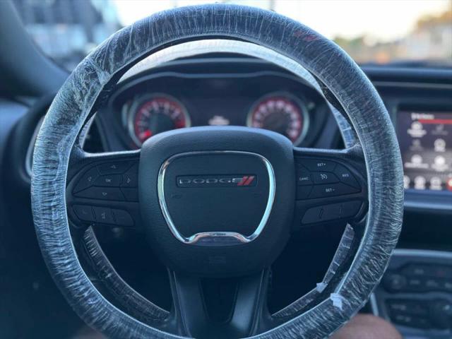 2017 Dodge Challenger 392 Hemi Scat Pack Shaker