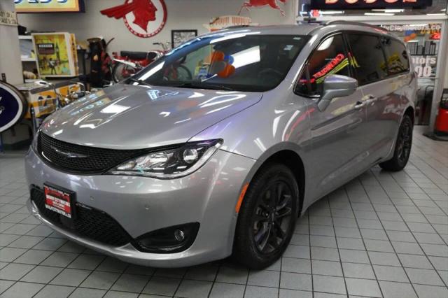 2020 Chrysler Pacifica AWD Launch Edition
