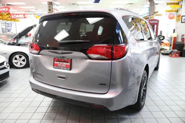 2020 Chrysler Pacifica AWD Launch Edition