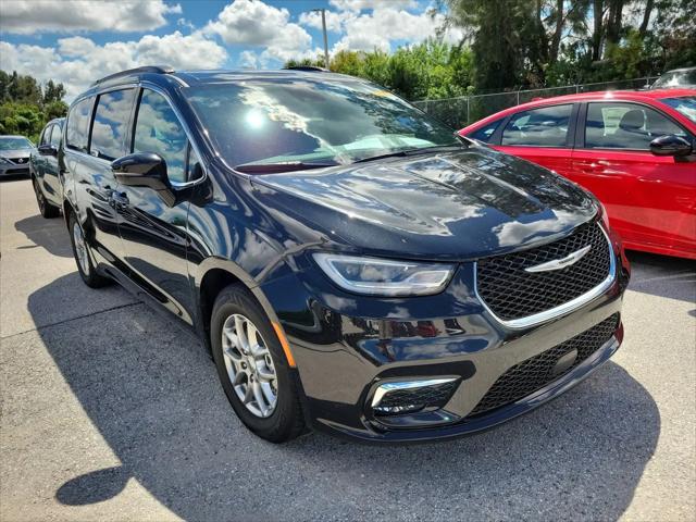 2022 Chrysler Pacifica Touring