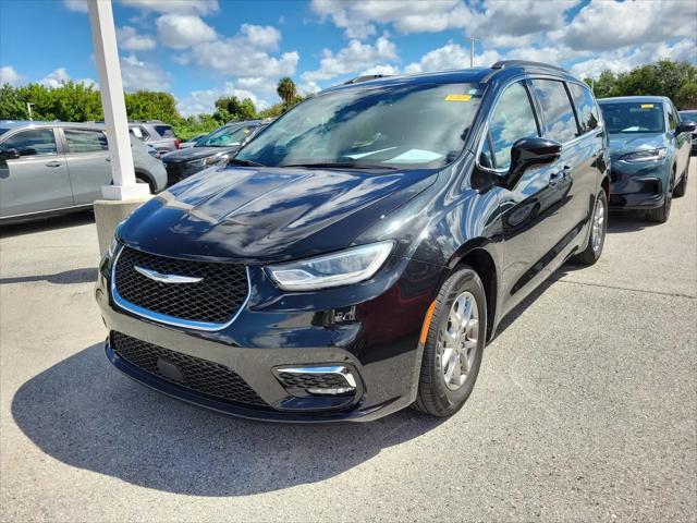 2022 Chrysler Pacifica Touring
